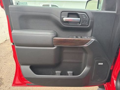 Used 2021 GMC Sierra 1500 SLT image 17