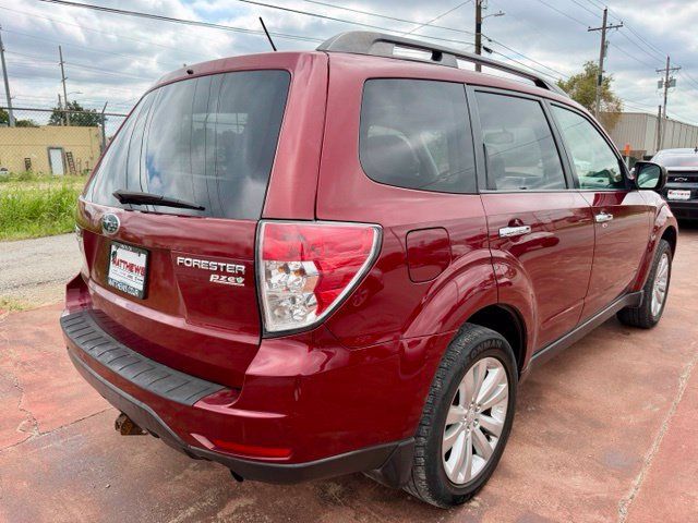 Used 2013 Subaru Forester 2.5X Premium w/ Popular Pkg 1 AWD/4WD image 5