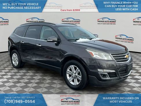 Used 2014 Chevrolet Traverse LT image 3