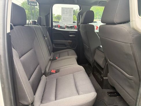 Used 2019 GMC Sierra 1500 SLE w/ SLE Value Package AWD/4WD image 19