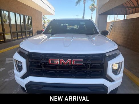 Used 2024 GMC Canyon Elevation w/ Trailering Package RWD image 2
