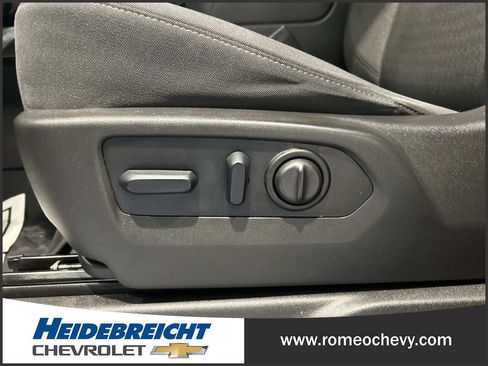 Used 2022 Chevrolet Silverado 1500 LT Trail Boss w/ Bed Protection Package image 16