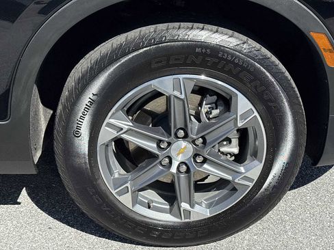 Used 2025 Chevrolet Blazer LT FWD image 30