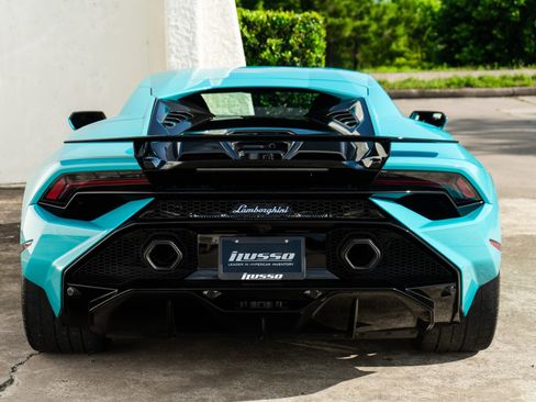 Used 2023 Lamborghini Huracan Tecnica RWD image 15