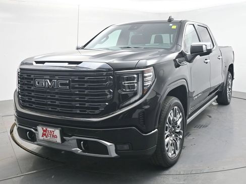 Used 2023 GMC Sierra 1500 Denali Ultimate image 2