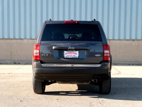 Used 2017 Jeep Patriot High Altitude image 15