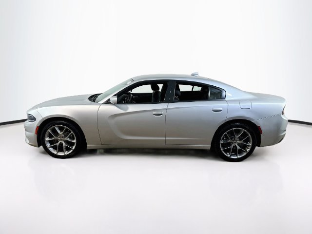 Used 2022 Dodge Charger SXT w/ Plus Group RWD image 5