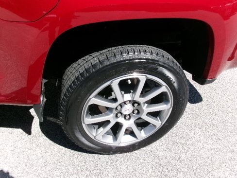 Used 2021 GMC Canyon Denali image 10