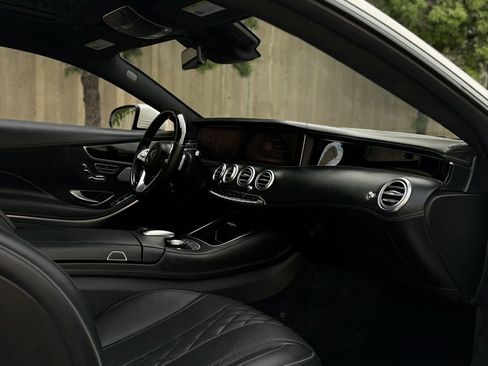 Used 2019 Mercedes-Benz S 560 4MATIC Coupe image 27