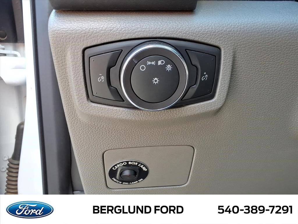 Used 2019 Ford F550 2WD Regular Cab Super Duty image 19