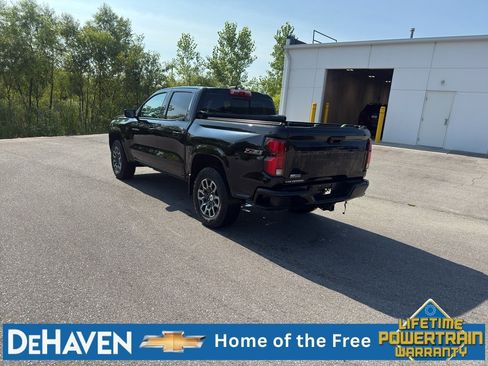 Used 2023 Chevrolet Colorado Z71 w/ Z71 Convenience Package 2 AWD/4WD image 4