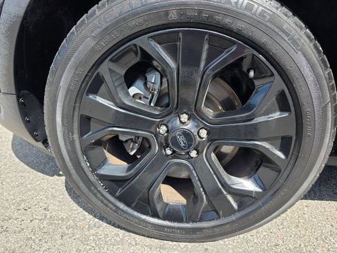 Used 2019 Ford Explorer Sport w/ Ford Safe & Smart Package AWD/4WD image 9