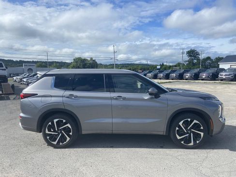 Used 2022 Mitsubishi Outlander SEL AWD/4WD image 6