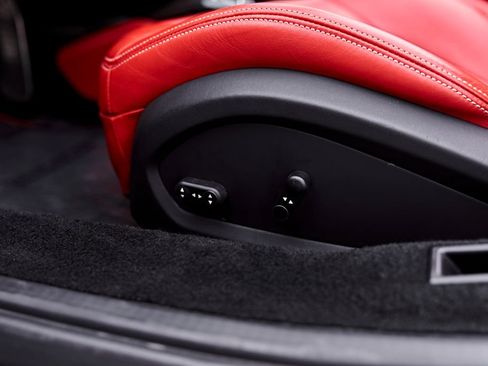 Used 2018 Ferrari 488 Spider RWD image 63