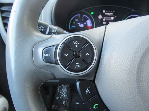Used 2017 Kia Soul EV-e image 29