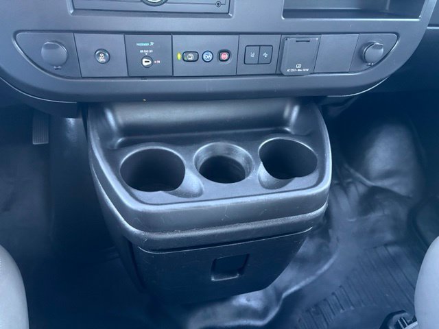 Used 2019 Chevrolet Express 2500 RWD image 16