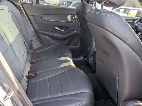 Used 2017 Mercedes-Benz GLC 300 4MATIC image 37