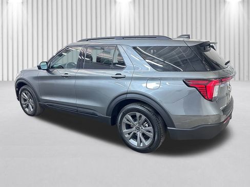 New 2026 Ford Explorer Active w/ Active Comfort Package AWD/4WD image 7
