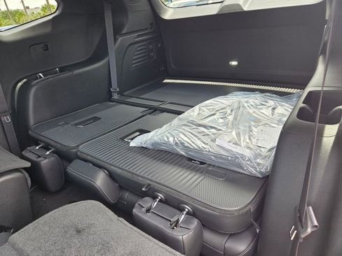 New 2026 Buick Enclave Preferred w/ Power Package FWD image 5