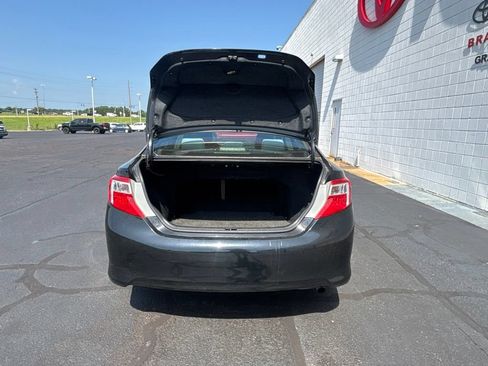 Used 2013 Toyota Camry FWD image 26
