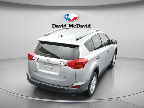 Used 2013 Toyota RAV4 XLE FWD image 41