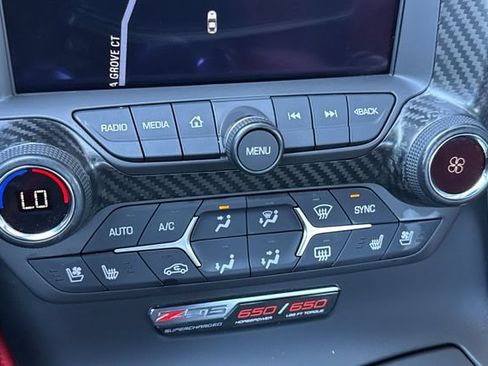 Used 2015 Chevrolet Corvette Z06 w/ 2LZ Preferred Equipment Group RWD image 27