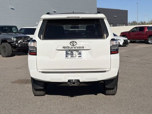 Used 2019 Toyota 4Runner SR5 Premium image 28