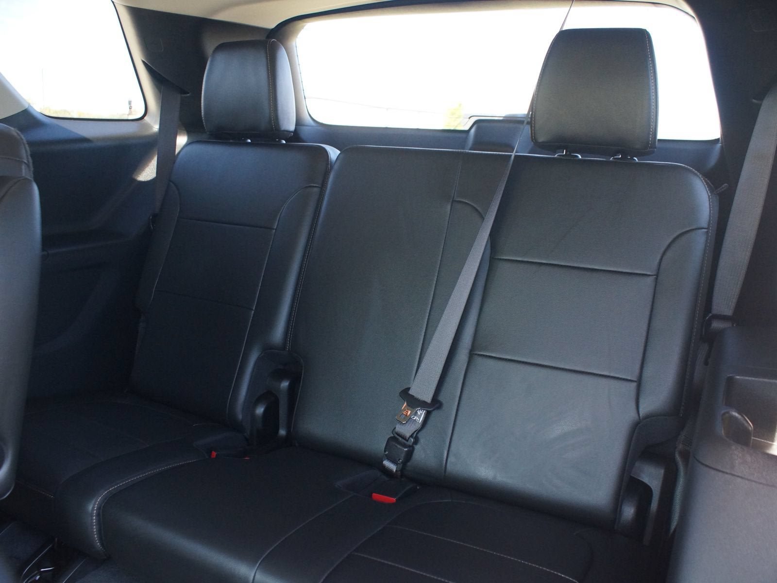 Used 2020 Chevrolet Traverse Premier FWD image 17