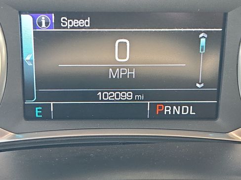 Used 2019 Chevrolet Traverse LT FWD image 20