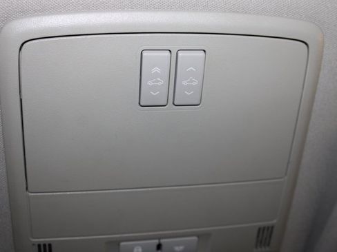 Used 2017 Chevrolet SS Base image 25