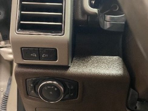 Used 2018 Ford F150 King Ranch AWD/4WD image 26
