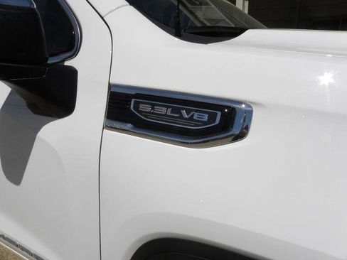 Used 2025 GMC Sierra 1500 SLT RWD image 12