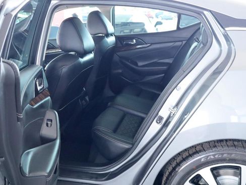 Used 2018 Nissan Maxima Platinum FWD image 29