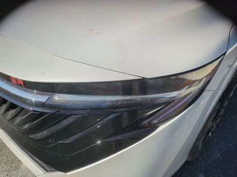 New 2026 Nissan Sentra SR w/ Floor Mat Package image 9