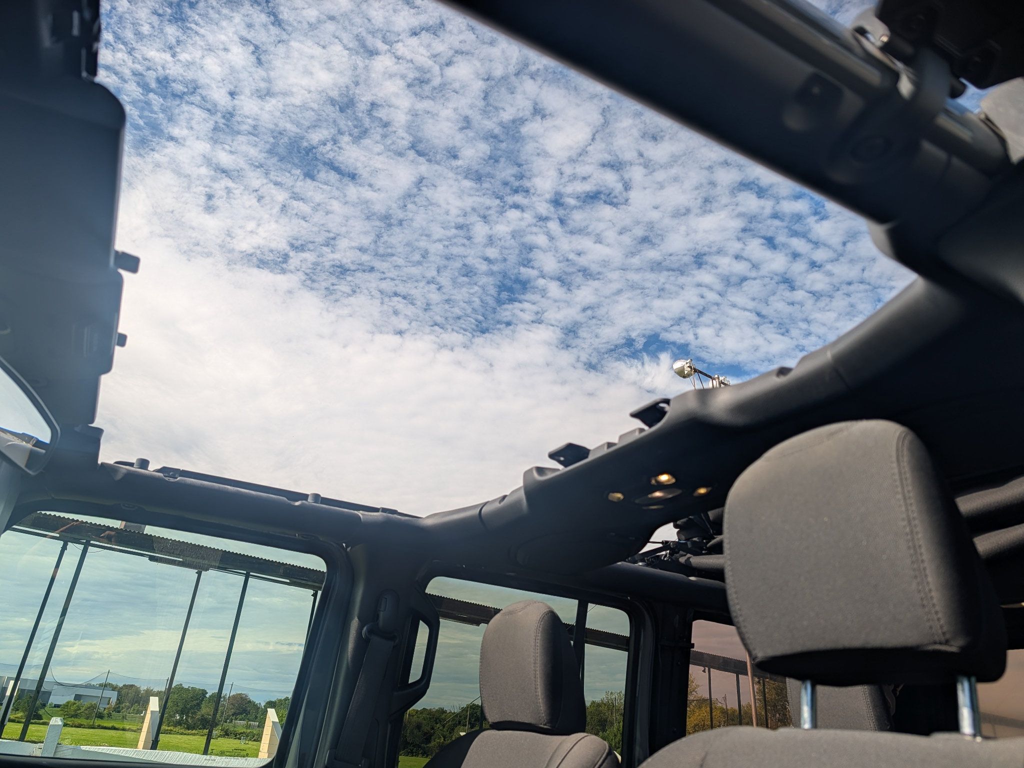 Used 2019 Jeep Wrangler Unlimited Sport S AWD/4WD image 18