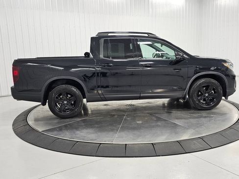 Used 2022 Honda Ridgeline Black Edition image 6