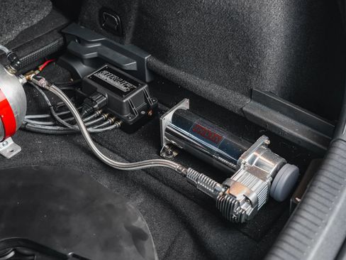 Used 2018 Volkswagen Golf R 4-Door image 72