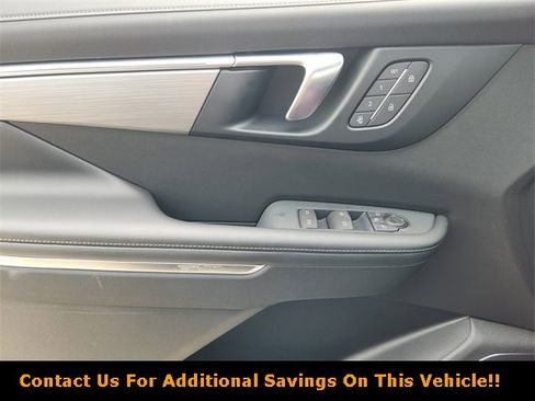 New 2025 Buick Enclave Preferred w/ Power Package image 17