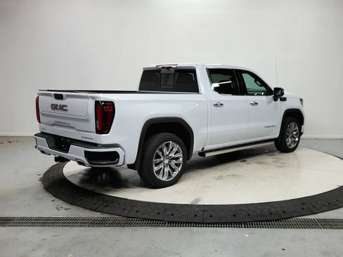 Used 2026 GMC Sierra 1500 Denali w/ Denali Reserve Package AWD/4WD image 8