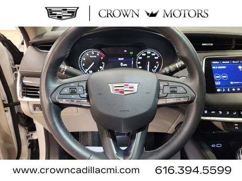Certified 2023 Cadillac XT4 Luxury w/ Driver Awareness Package FWD image 18