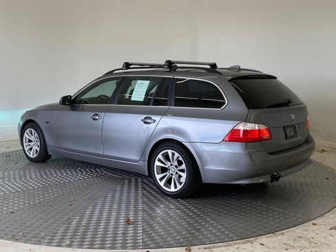 Used 2010 BMW 535i xDrive Wagon image 3