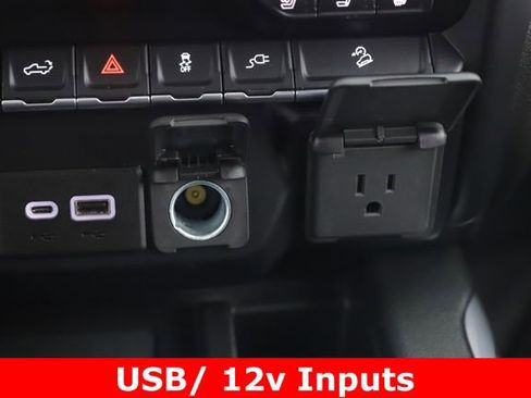 Used 2022 GMC Sierra 1500 AT4 w/ AT4 Premium Package AWD/4WD image 27