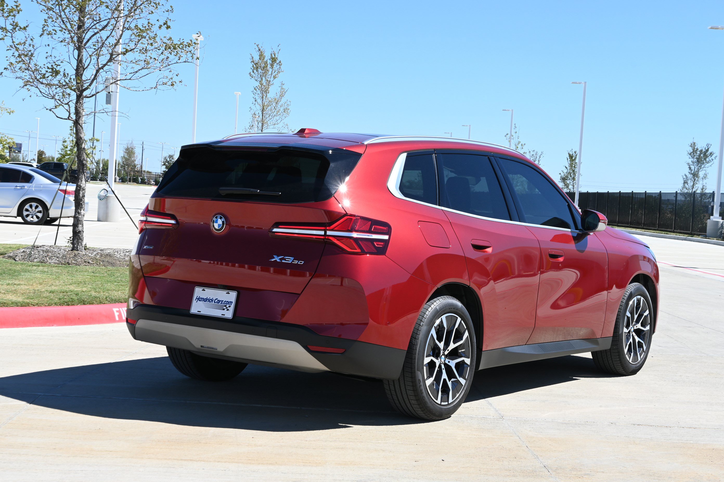 Certified 2025 BMW X3 xDrive30i w/ Convenience Package AWD/4WD image 9