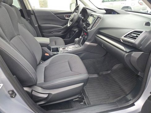 Certified 2023 Subaru Forester Premium image 7
