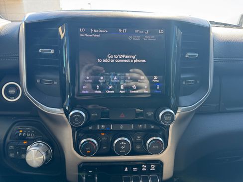 Used 2019 RAM 1500 Laramie AWD/4WD image 22