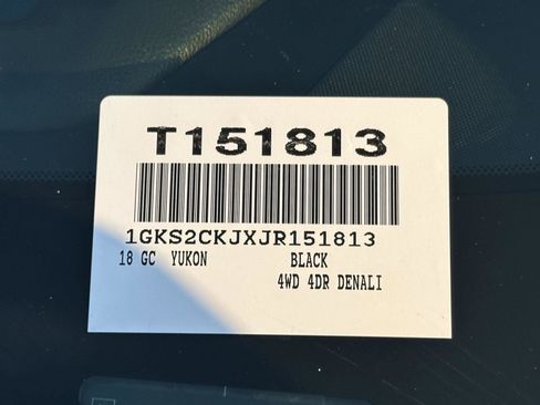 Used 2018 GMC Yukon Denali w/ Enhanced Security Package image 14