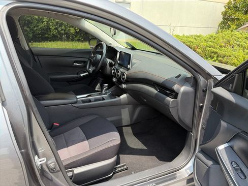 Used 2023 Nissan Sentra SR w/ Trunk Package FWD image 13