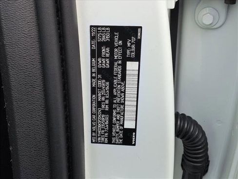 Certified 2023 Volvo C40 Recharge Core image 25