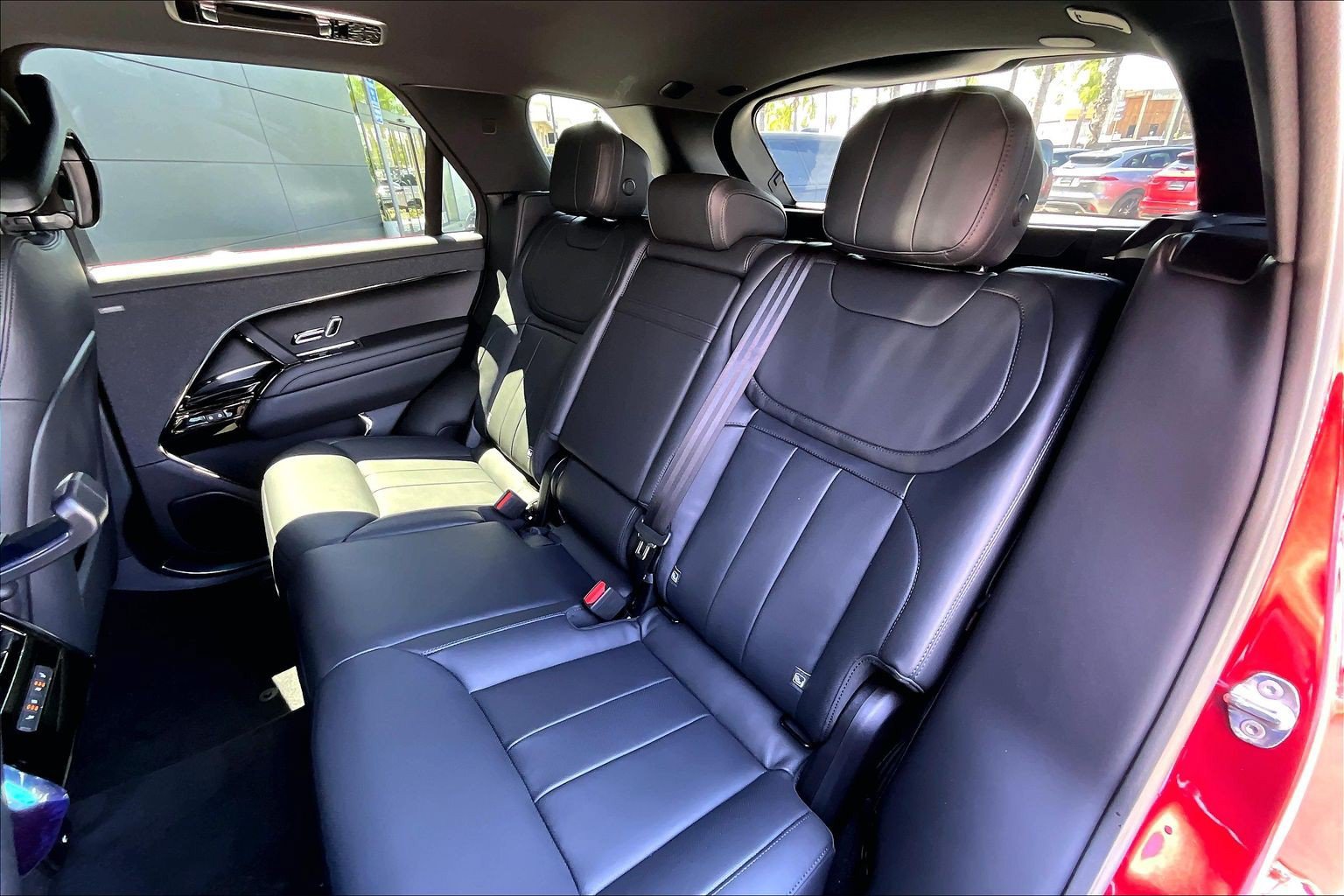 New 2026 Land Rover Range Rover Sport Dynamic SE AWD/4WD image 10