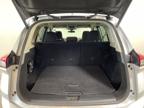 Used 2024 Nissan Rogue SV FWD image 20